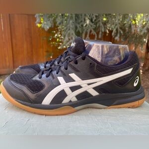 NEW Asics Gel-Rocket 9 Black & White Volleyball & Sports Shoes. Women’s Size 8